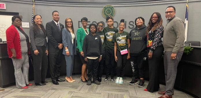DeSoto ISD School Board with McCowan student council