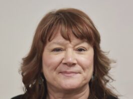 Cindy Bauter headshot