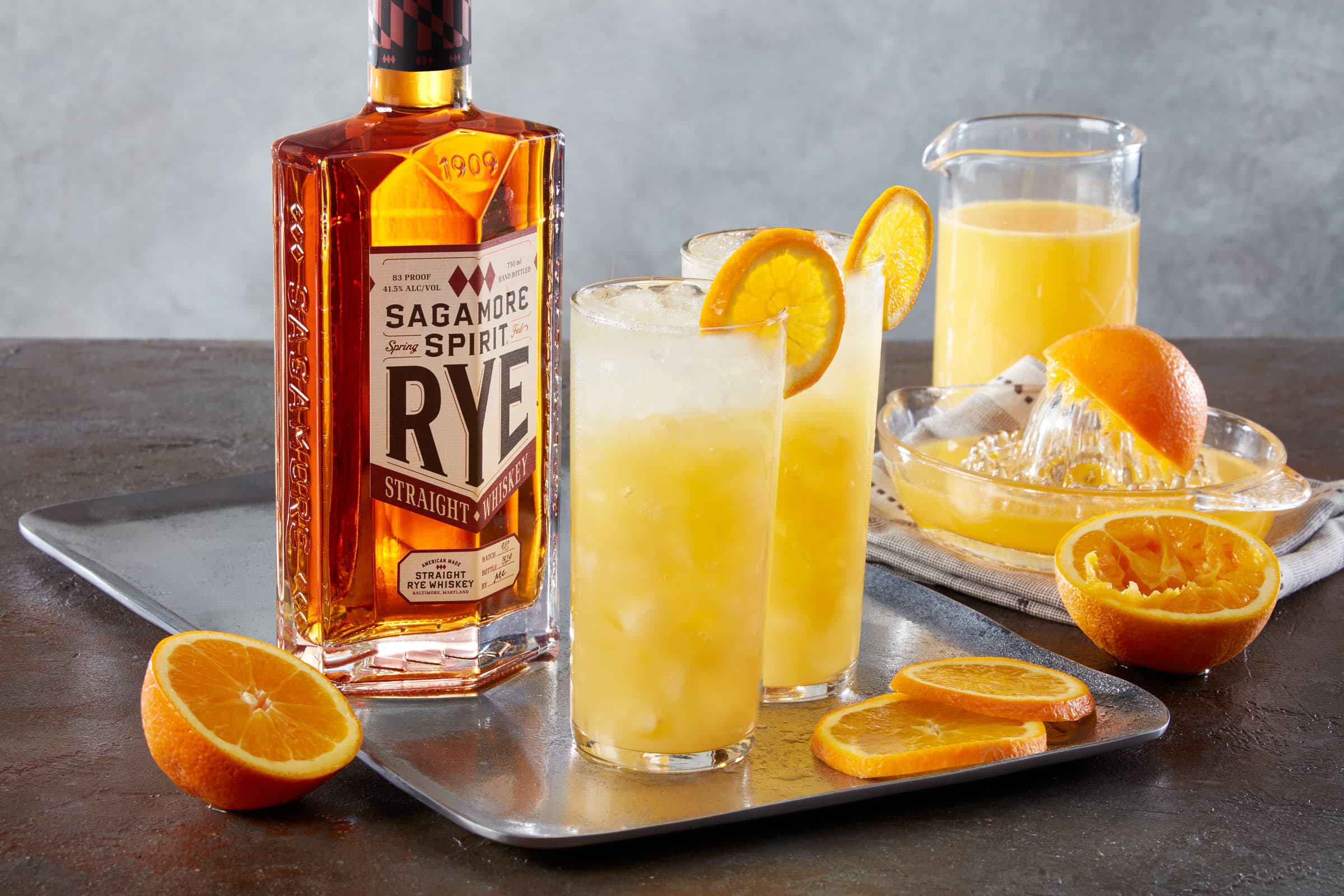 Refreshing Summertime Whisky Cocktails: Elevate Your Seasonal Sips with Fruit Flavors