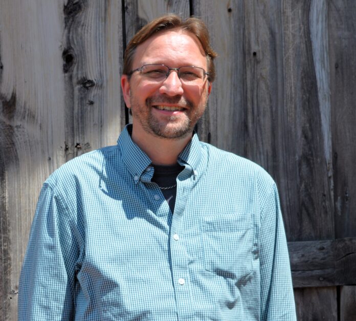 Mike Weiss (1) Mike Weiss