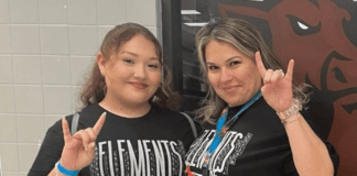 Cedar Hill ISD Mother and Daughter Celebrate Hispanic Heritage Month two ladies
