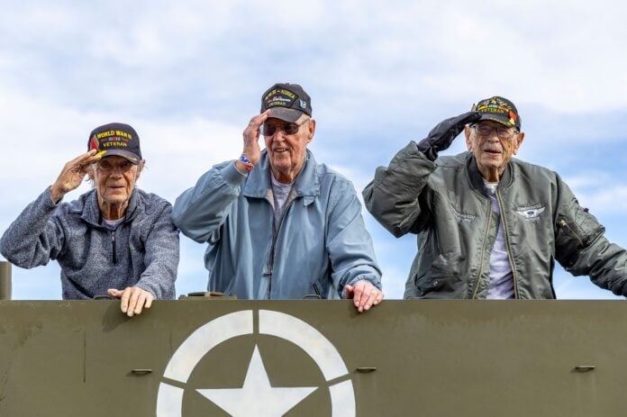 Aviation Discovery honors veterans