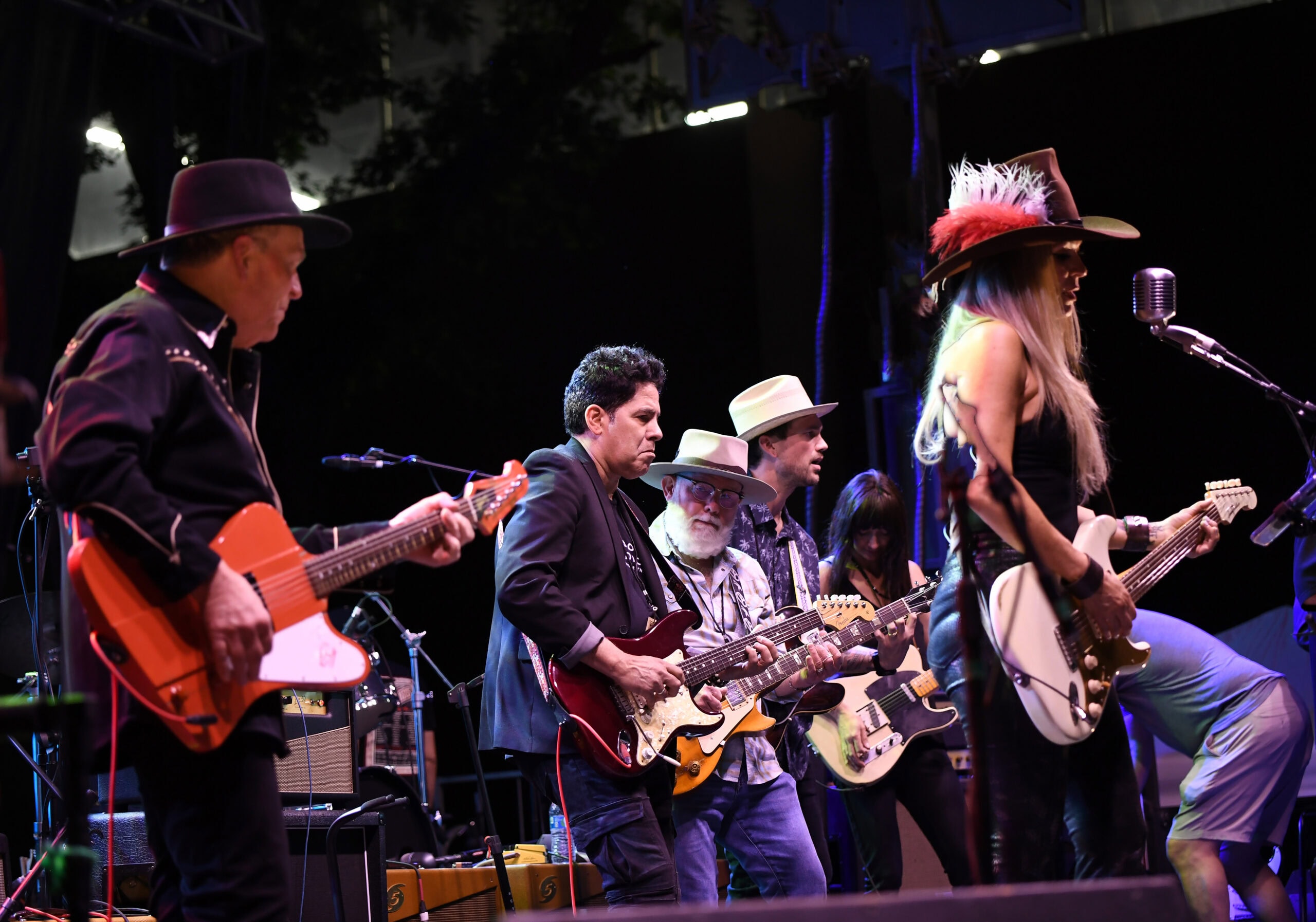 Dallas Guitar Festival all-star jam
