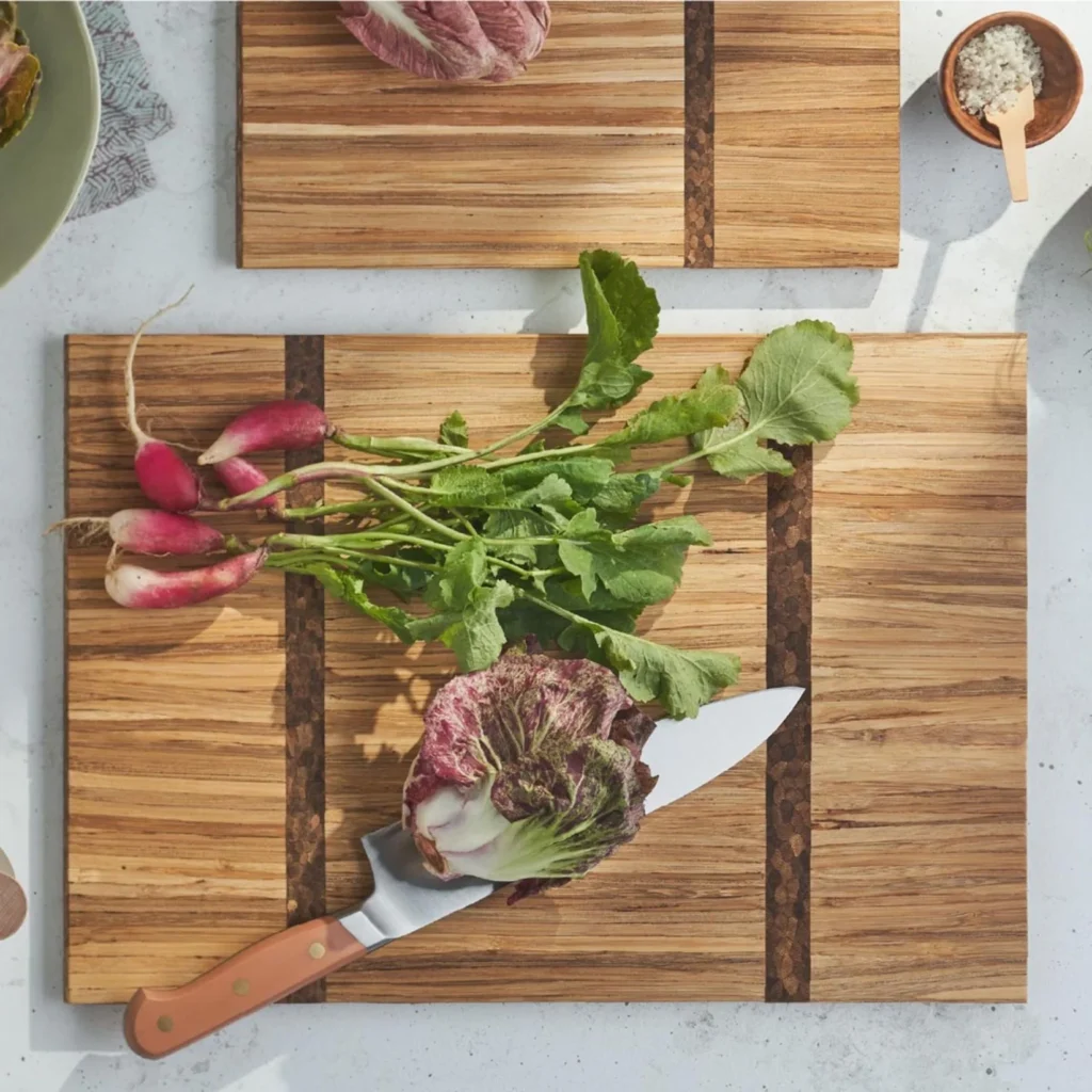 Cutting board with veggies