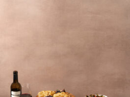 Thanksgiving made easy at Eatzi's