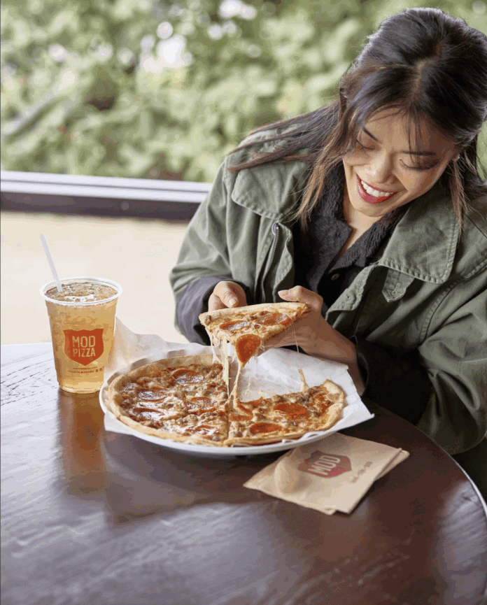 Veterans day at MOD's Pizza