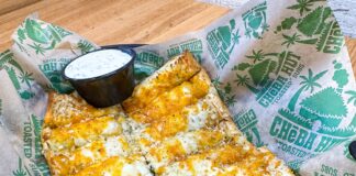 Celebrate Nugsgiving at Your Local Cheba Hut Garlic cheesebread appetizer