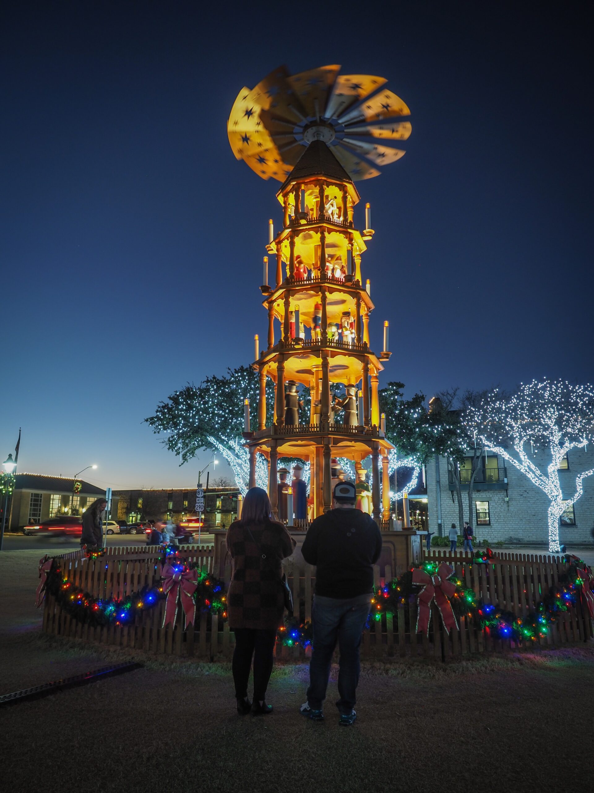 Fredericksburg Christmas pyramid