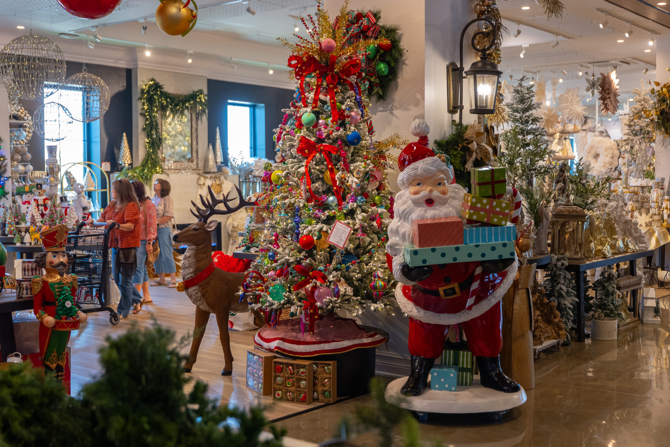 Visit Madisonville Christmas Company in December
