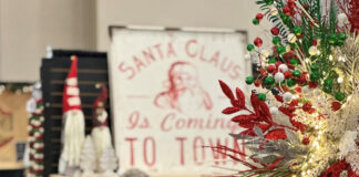 Waxahachie & Waco Celebrate Christmas Christmas in Waxahachie