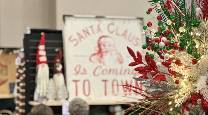 Waxahachie & Waco Celebrate Christmas Christmas in Waxahachie