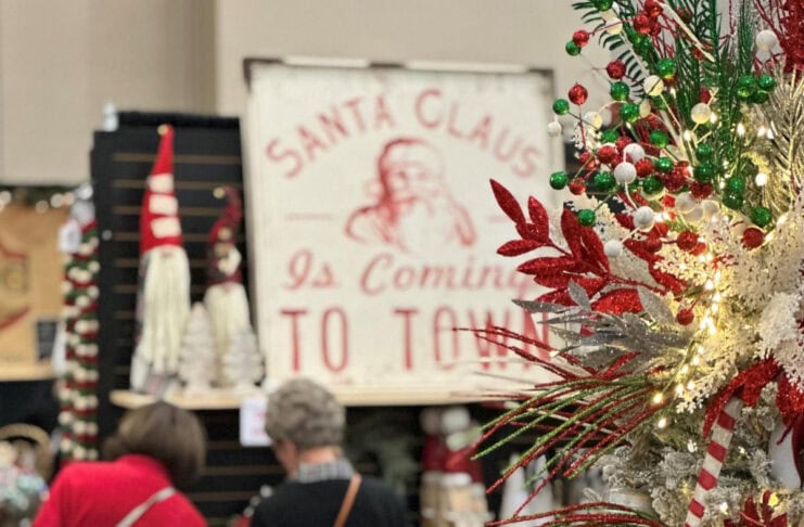 Waxahachie & Waco Celebrate Christmas Christmas in Waxahachie