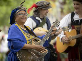 Scarborough Renaissance Festival in Waxahachie April 4-May 24 Scarborough Festival in Waxahachie entertainers
