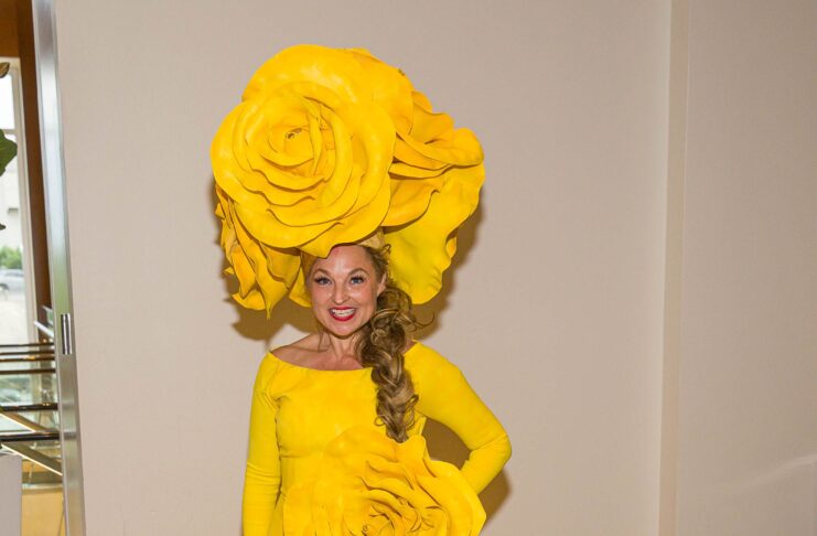 Celebrating 40th Anniversary of Yellow Rose Gala Foundation (YRGF) Yellow Rose Gala Foundation (YRGR) 1986 Gala