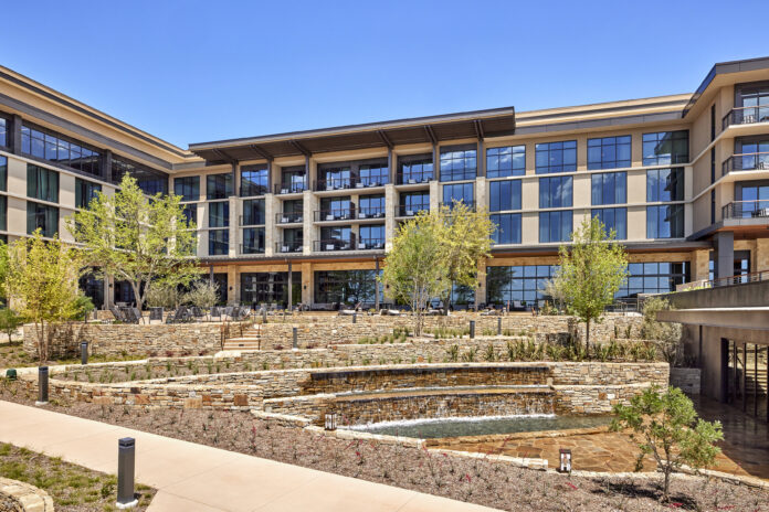 DALPGA-Omni_PGA_Frisco_Resort-2023-resort_exterior_terrace_