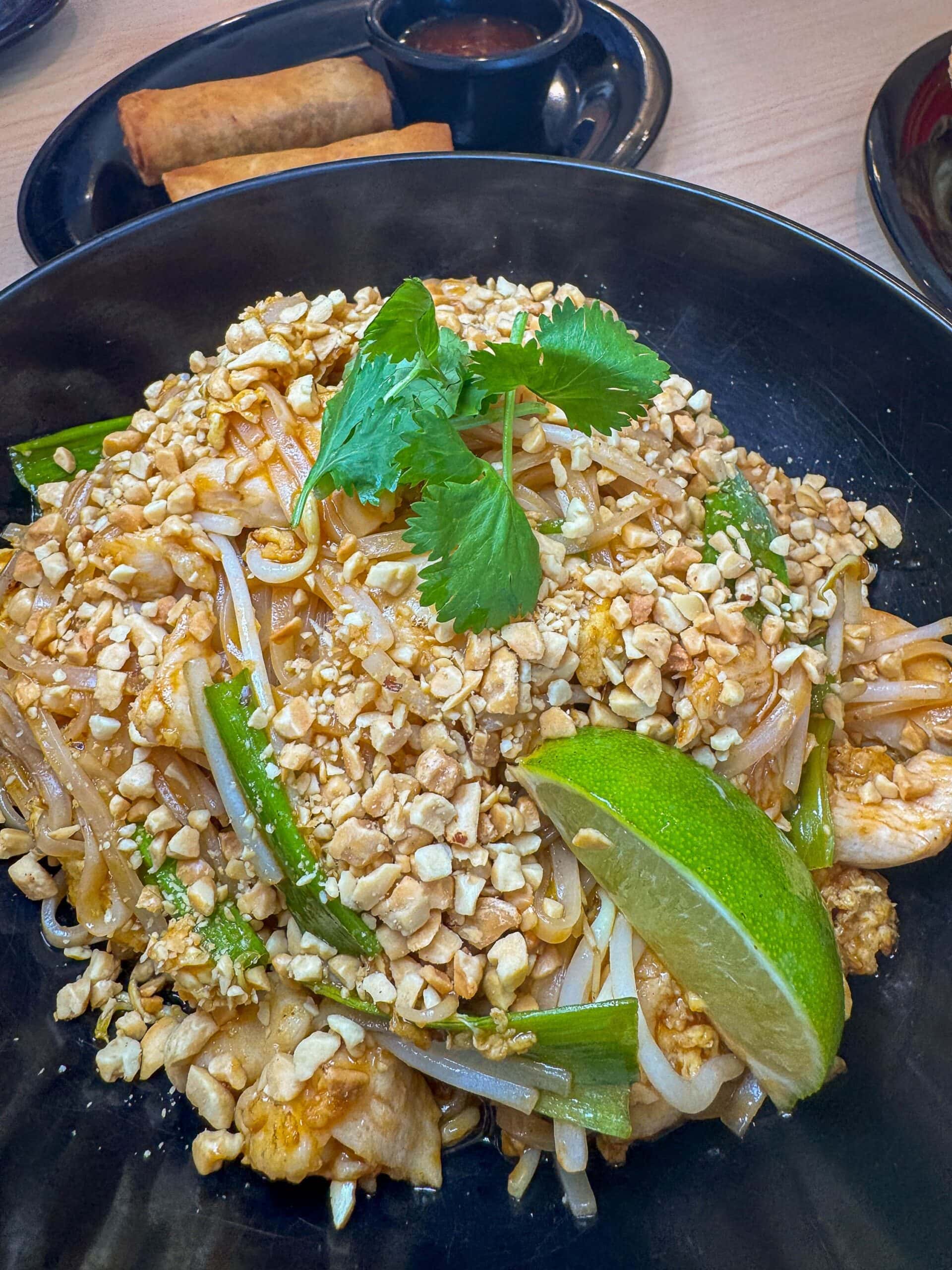 chicken pad thai
