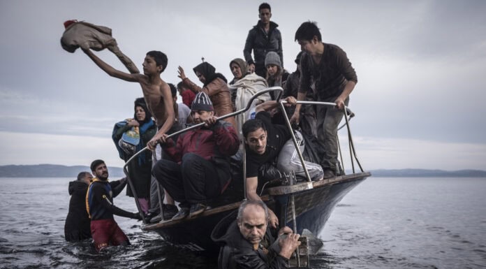 Pulitzer on the Road Exhibit Opens at J. Erik Jonsson Library Oct. 24 Pulitzer prize photography winner