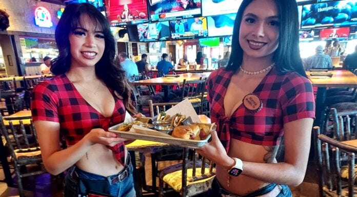 Tasting Our Way Through Twin Peaks New Lunch Menu Twin Peaks servers with sampler platter