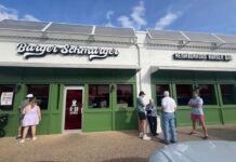 Burger Schmurger Celebrates Milestone With Giveaways Burger Schmurger