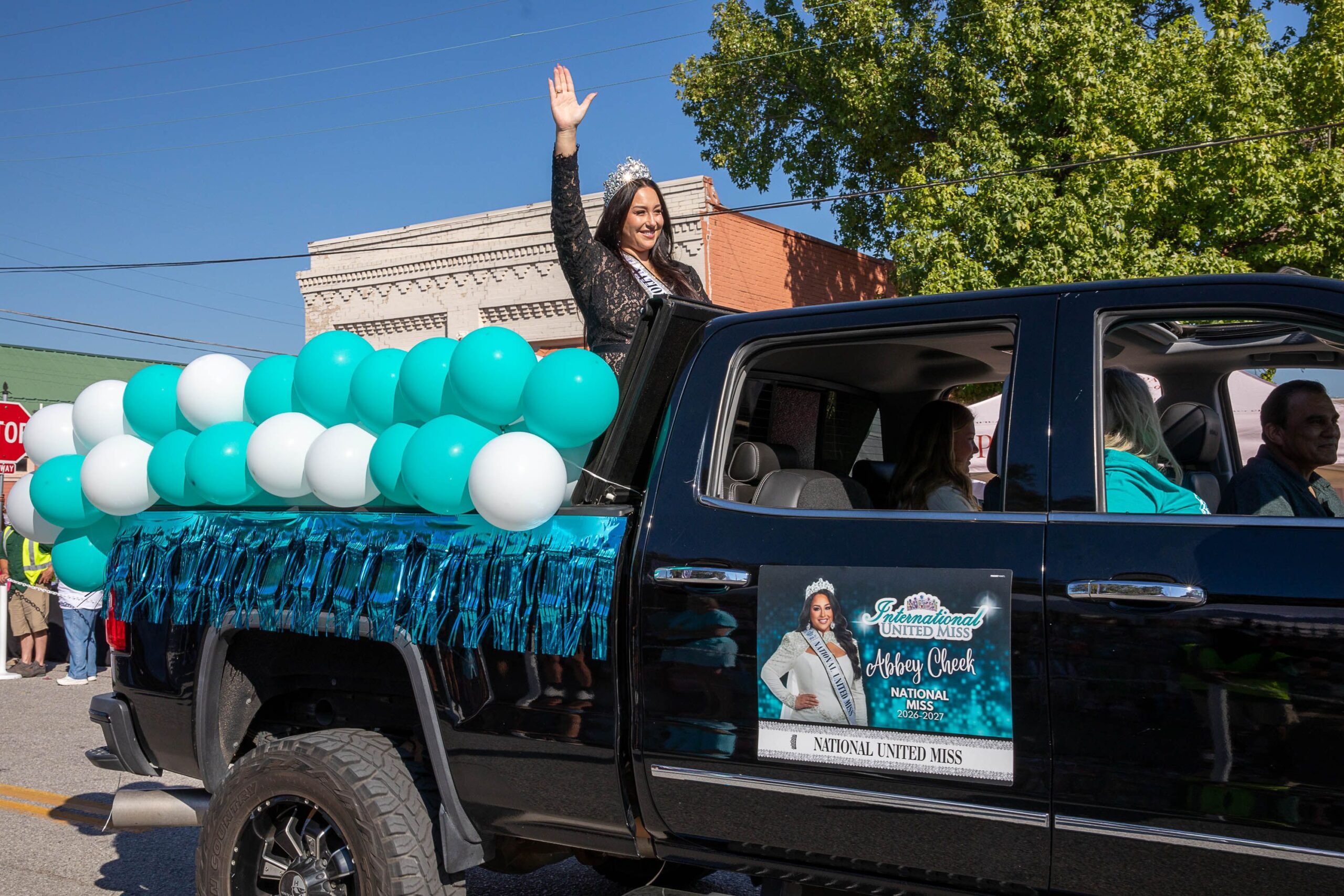 Country Day parade float