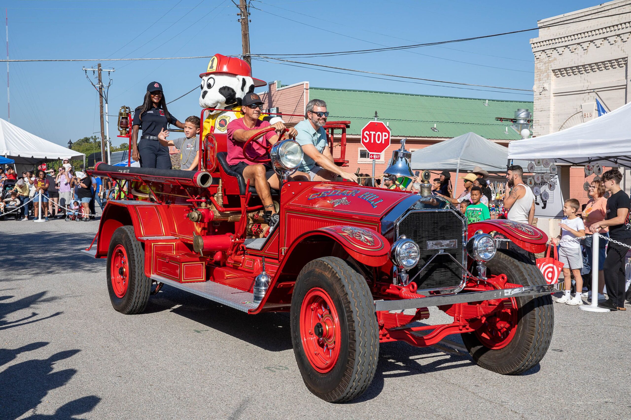 Country Day parade Cedar Hill firetruck